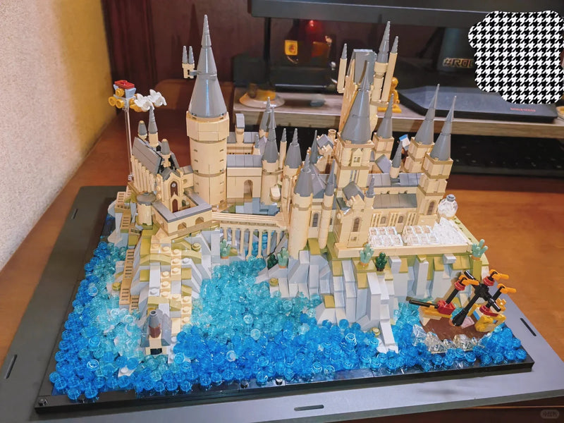 The Sorcerer's Academy | Cliffside Fortress (2660 pcs)