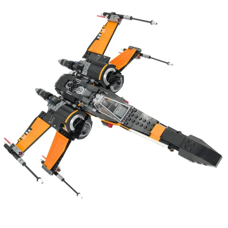 The Black Ace | Pursuit Starfighter (748 pcs)