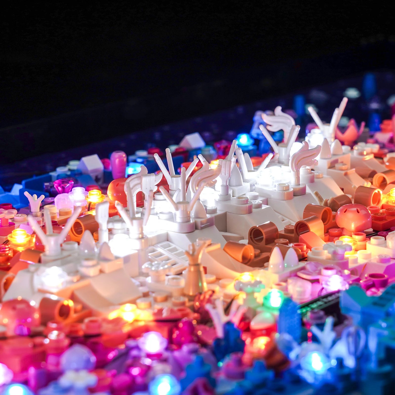 The Lazishi LED Light 31212 Set is suitable for The Milky Way Galaxy building blocks (including lighting accessories only)