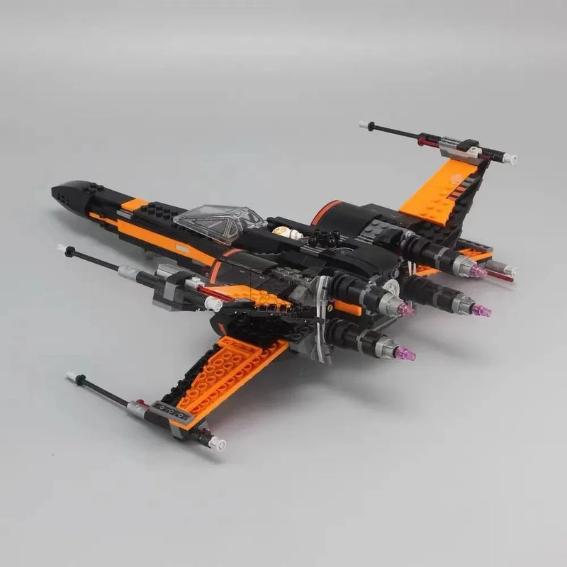 The Black Ace | Pursuit Starfighter (748 pcs)